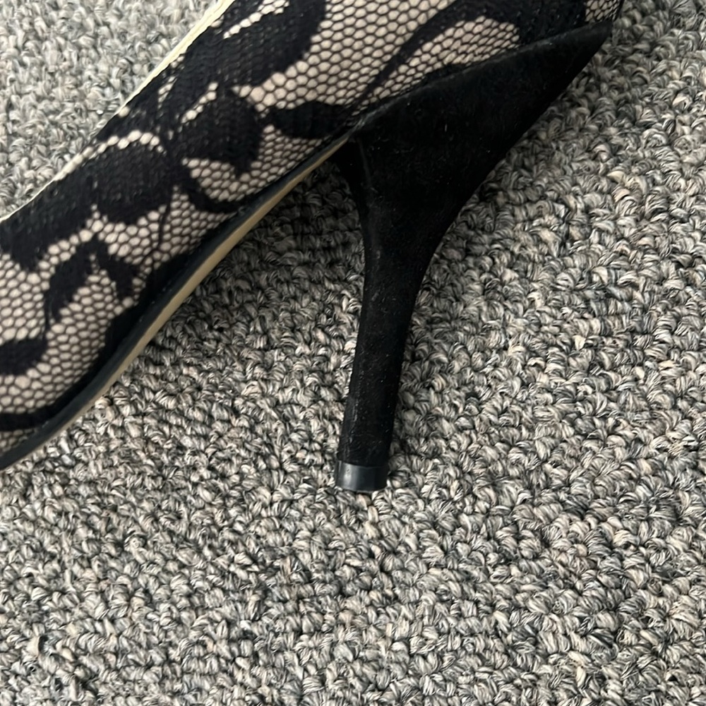 Heels - Picture 7 of 9